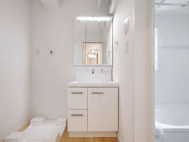 ���ʑ�E���ʏ� �����[�L�x�Ȑ��ʃX�y�[�X