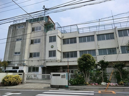 ���ӊ� �ڍ��旧��㒆�w�Z �k��9���B 670m