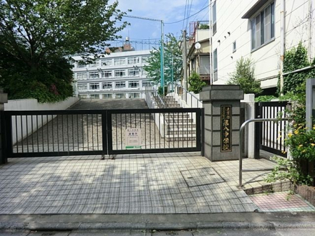 ���ӊ� �����旧�攪���w�Z �k��4���B 290m