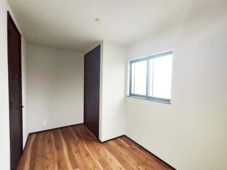 ���̑����� �m����3�K��5.1���̗m���B���������̂����ԂŁA�v���C�x�[�g�Ȏ��Ԃ�S�L���ɂ��߂��������܂��B