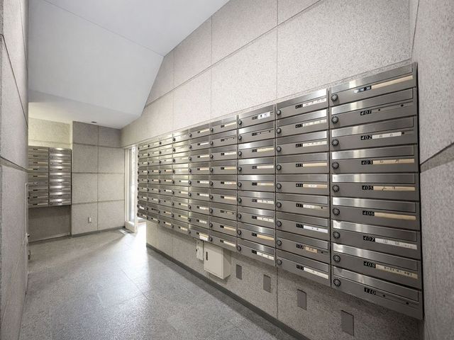 ���̑� �y���p���z�X�^�C���b�V���ȃf�U�C���̃��[���{�b�N�X�B