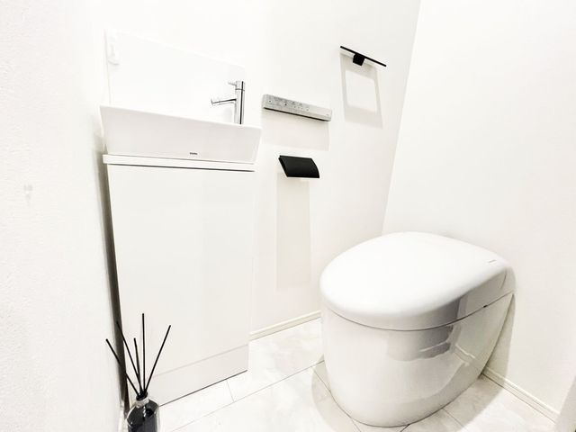 �g�C�� �g�C�����w���x����Ƃ�������������g�C���ł��B�����ڂ��X�b�L���ȃ^���N���X�g�C�����̗p���Ă��܂��B
