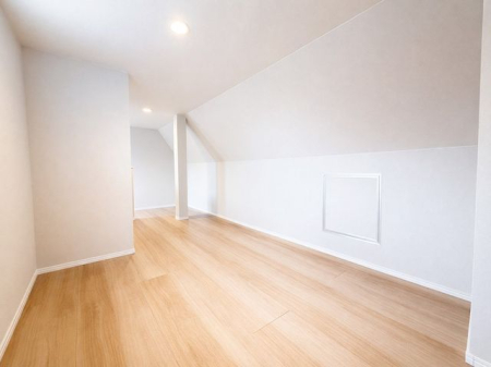 ���̑����� �O���j�G����5.3���̃O���j�G�B�G�ߕ������[������A���q�l�̔閧��n�����ȂǁA���l�ɂ��g�����������܂��B