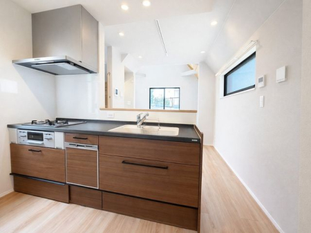 �L�b�`�� �L�b�`�����������S�̂����n����Ζʎ��L�b�`���B���q�l�������Ȃ��痿�����ł��܂��B