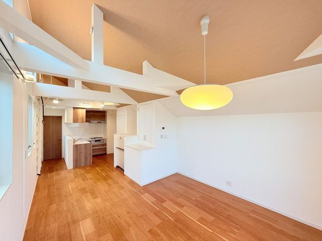 ���r���O ���r���O���O������̃v���C�o�V�[������������2�K���r���O�ł�