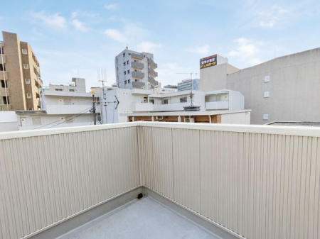 �o���R�j�[ -