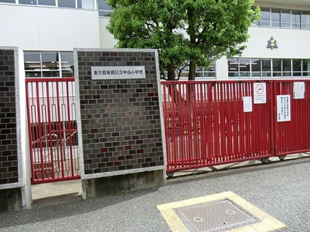 ���ӊ� ���旧���䏬�w�Z �k��5���B 390m