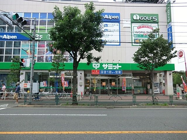 ���ӊ� �T�~�b�g�X�g�A����˓��X �k��8���B 640m