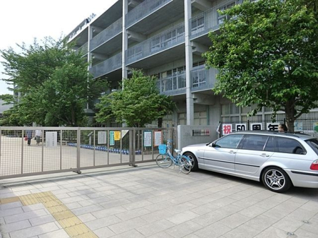 ���ӊ� ���c�J�旧�D�����w�Z �k��9���B 720m