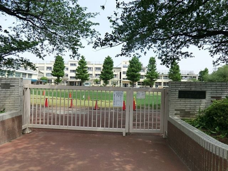 ���ӊ� ����旧�����䏬�w�Z �k��6���B 460m