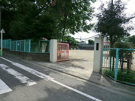 ���ӊ� �����旧�B�|���w�Z �k��8���B 620m