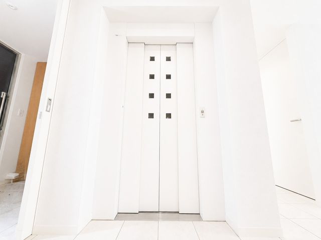 ���ӊ� -