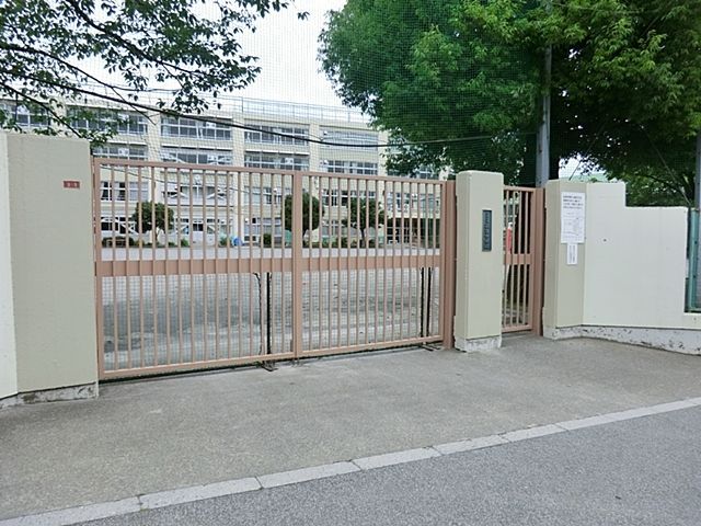 ���ӊ� �����旧���E���w�Z �k��3���B 240m