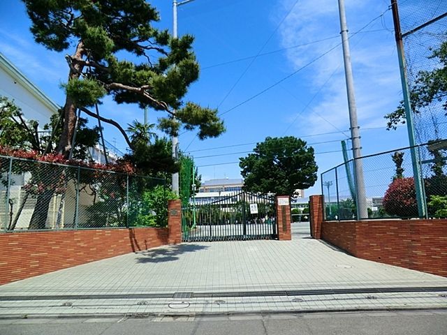 ���ӊ� ���c�J�旧�΋u���w�Z �k��8���B 610m
