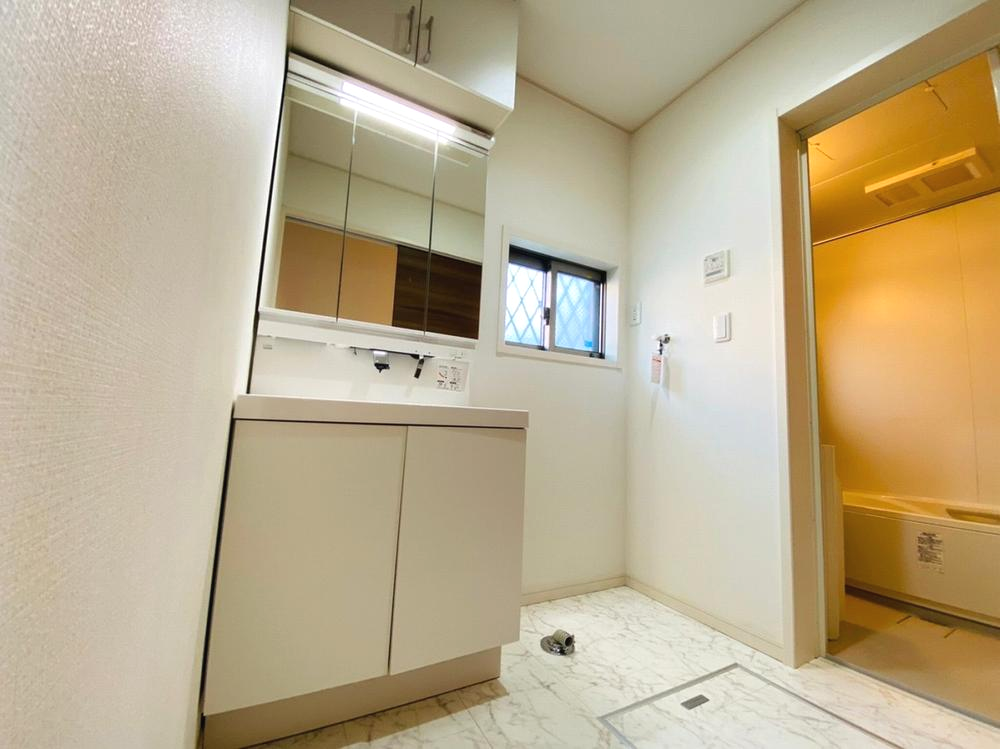北区赤羽3丁目中古一戸建て（洗面台）