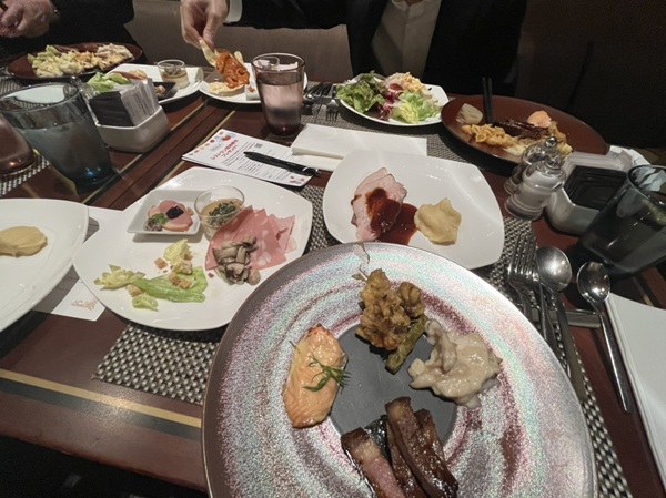 高円寺　不動産　新宿　ランチ　ヒルトン　マーブルラウンジ