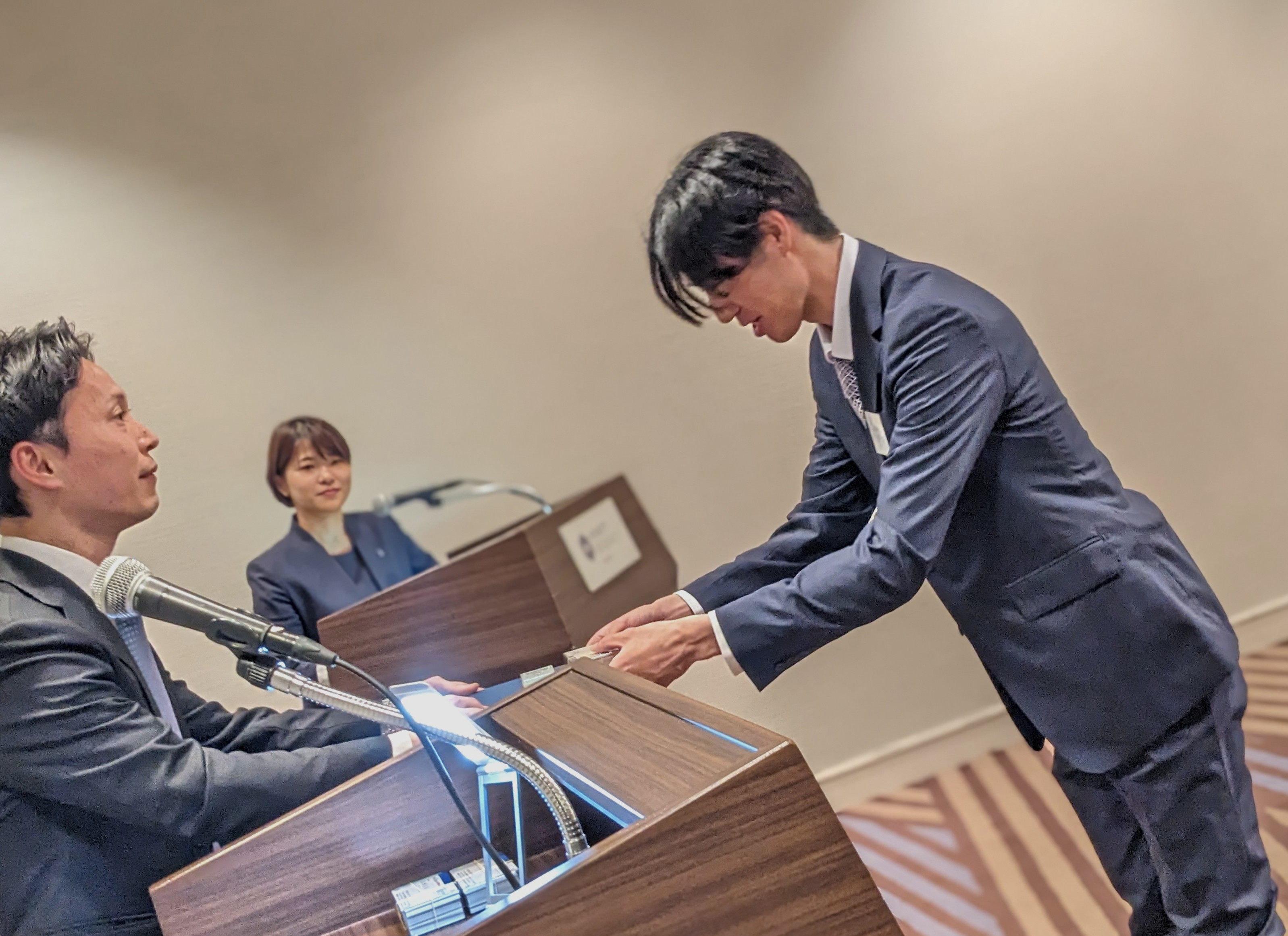 2025年　内定式　桜　ハイアットリージェンシー東京　高円寺　不動産