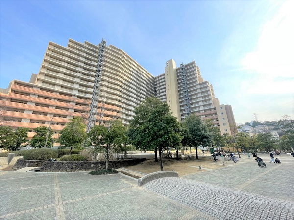 川崎市高津区久地中古マンション（外観）