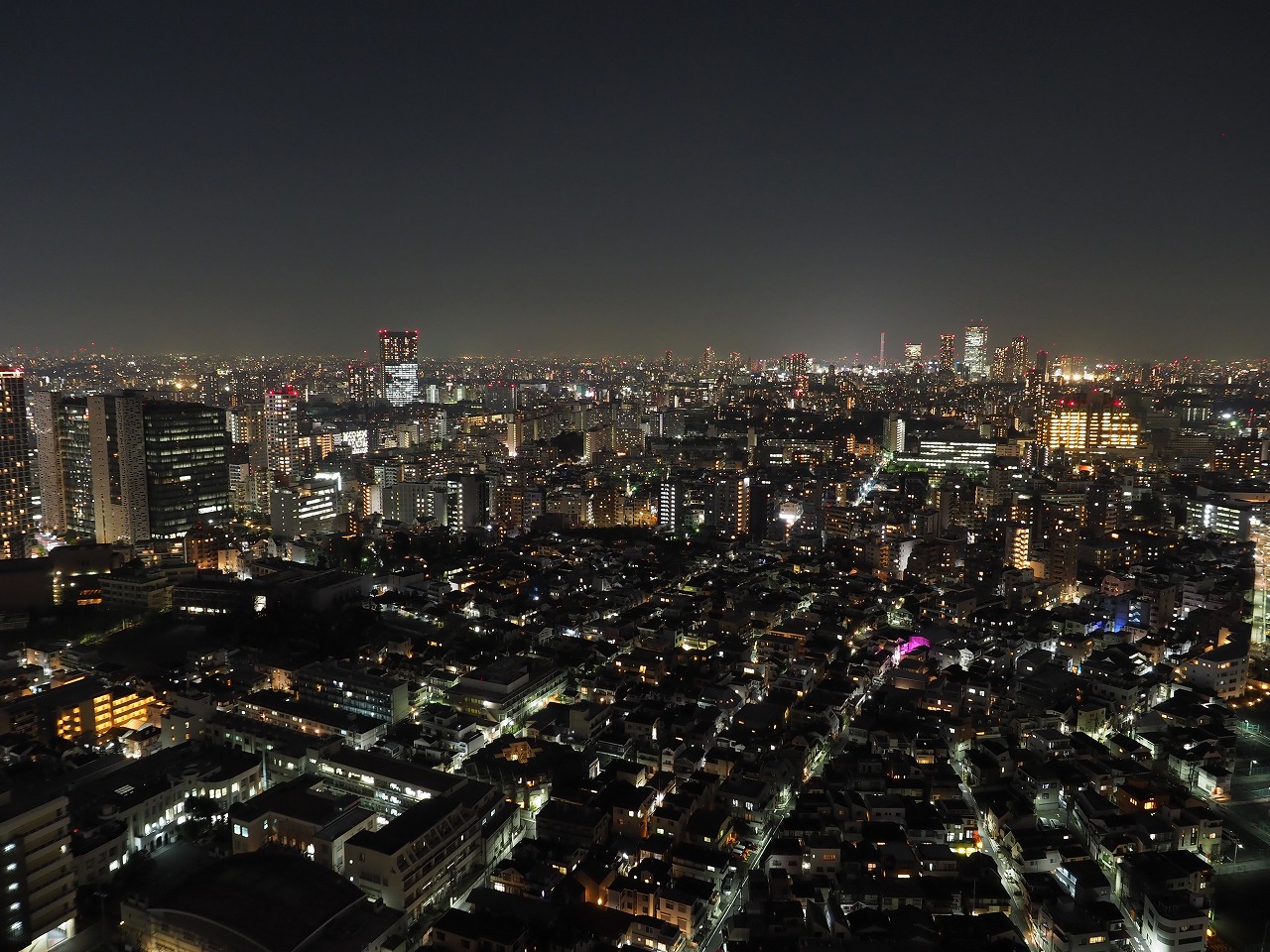 新宿区富久町　中古マンション　富久クロスコンフォートタワー　夜景